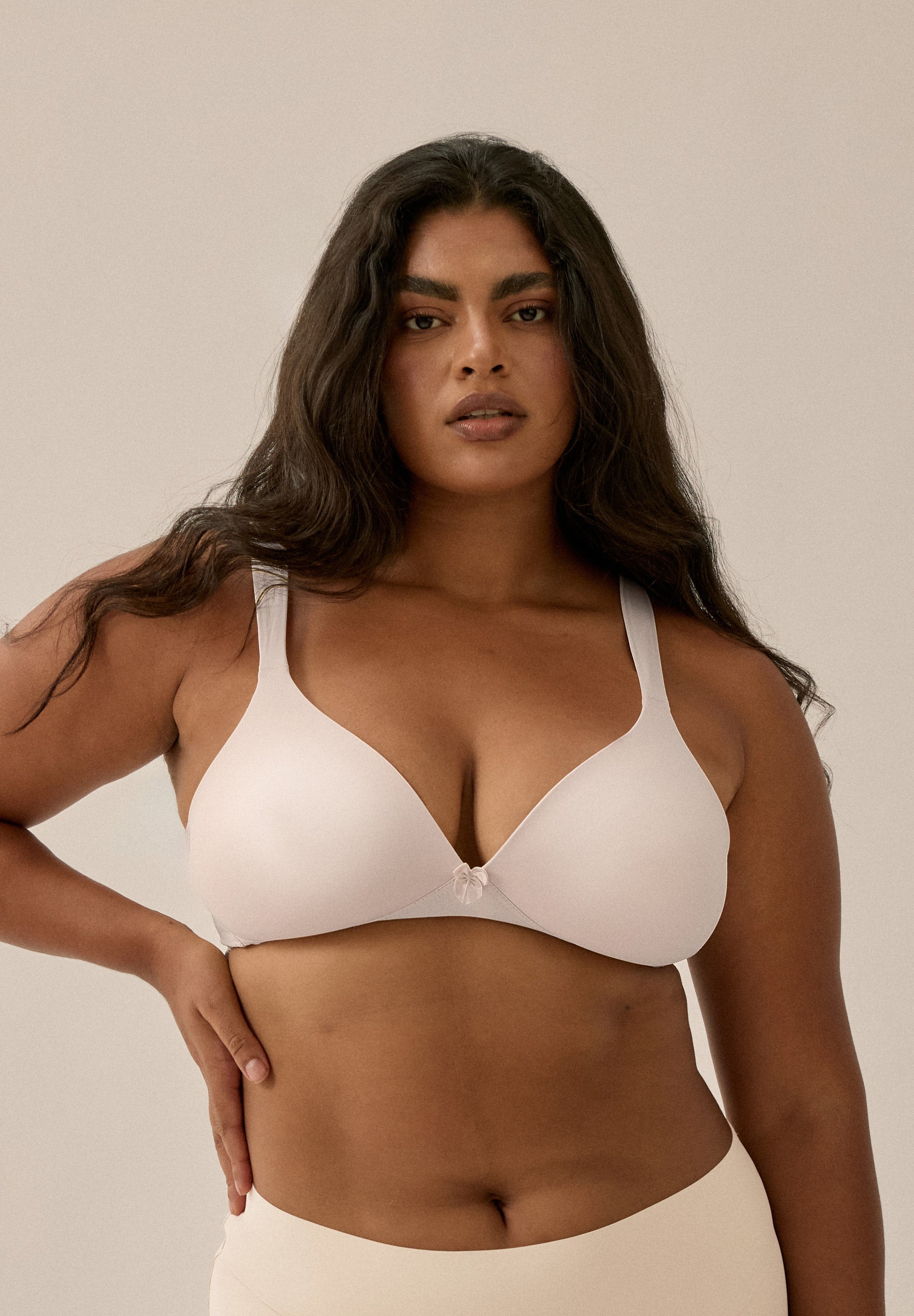 REGGISENO VELVET MORBIDO CON COPPE E SPALLINE ANTISCIVOLO